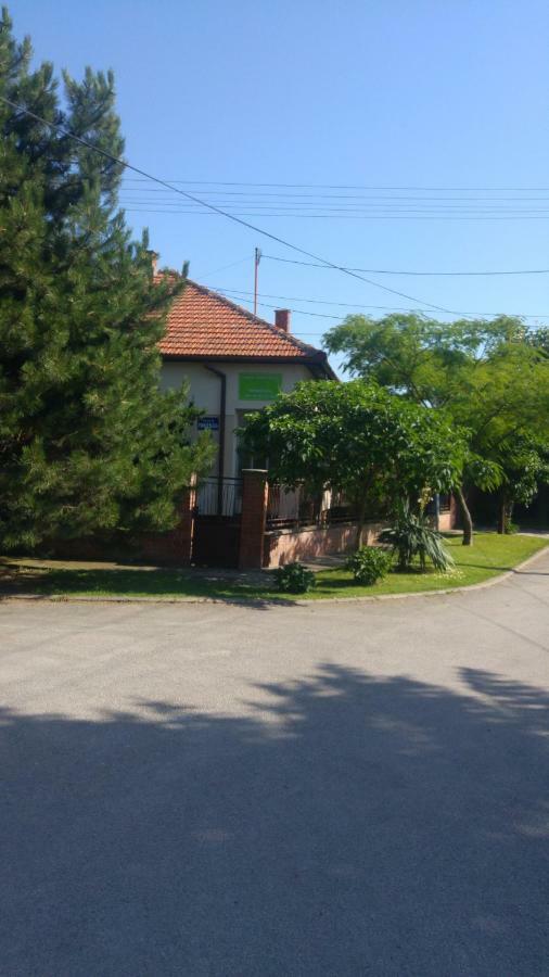 Green Apartment Novi Sad Eksteriør billede